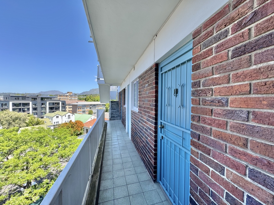 1 Bedroom Property for Sale in Rosebank Western Cape
